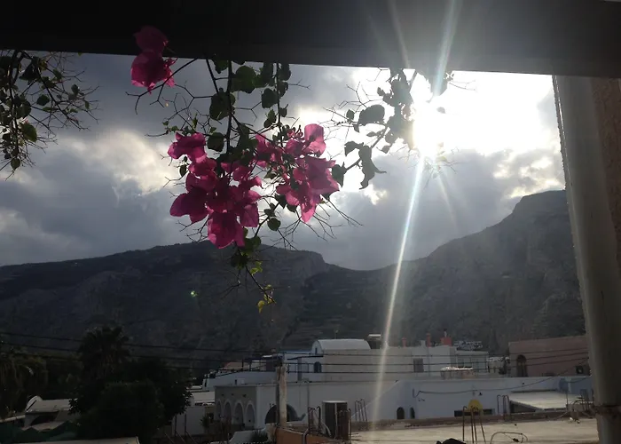 Hotell Nostos (adults Only)